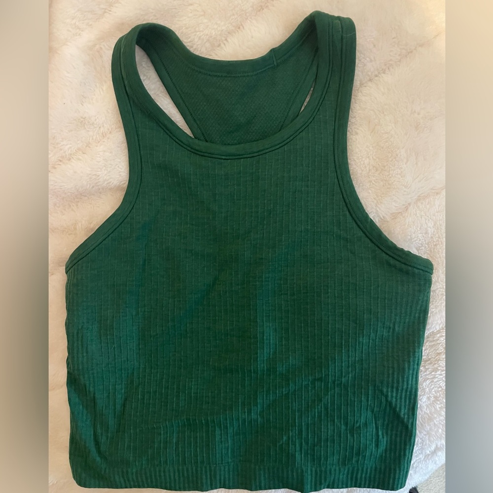 NWOT Lululemon Ebb to Street Cropped tank